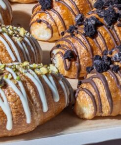 Alternative view of CROISSANTS VARIADOS – 40 uds. | Surtido de croissants artesanos para eventos en Zaragoza