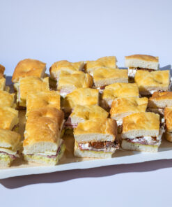 FOCACCIAS – 40 uds. | Bandeja de focaccias para eventos, empresas y celebraciones en Zaragoza