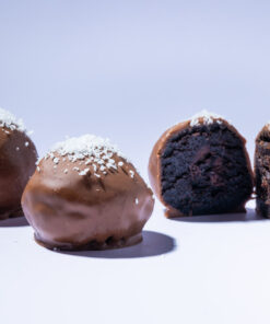 Alternative view of MINI TRUFITAS DE BROWNIE – 20 uds. | Surtido dulce para eventos y catering en Zaragoza