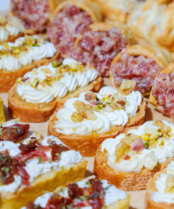 Alternative view of Bandeja de Canapés Surtidos - 40 uds. | Selección gourmet de aperitivos para eventos y catering en Zaragoza